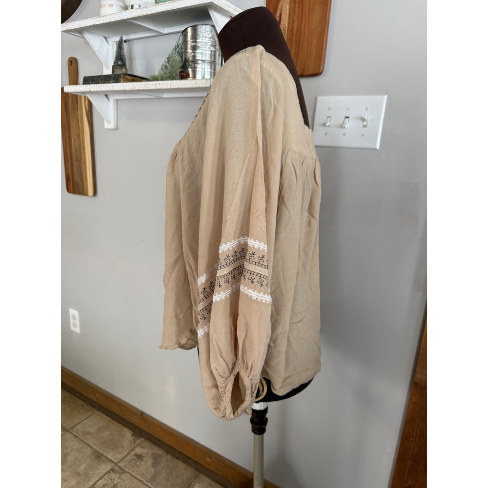 Hummingbird Tan Embroidered Square Neck Balloon Sleeve Peasant Blouse Size M - Picture 5 of 10